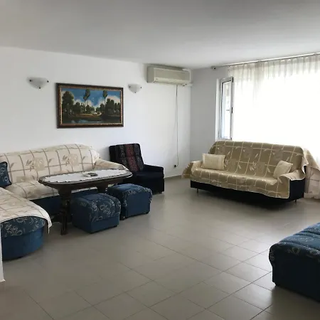 Sea House 度假居 圣弗拉斯